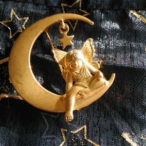 Vtg JJ JONETTE Gold Fairy Sitting on Moon Pin Brooch
